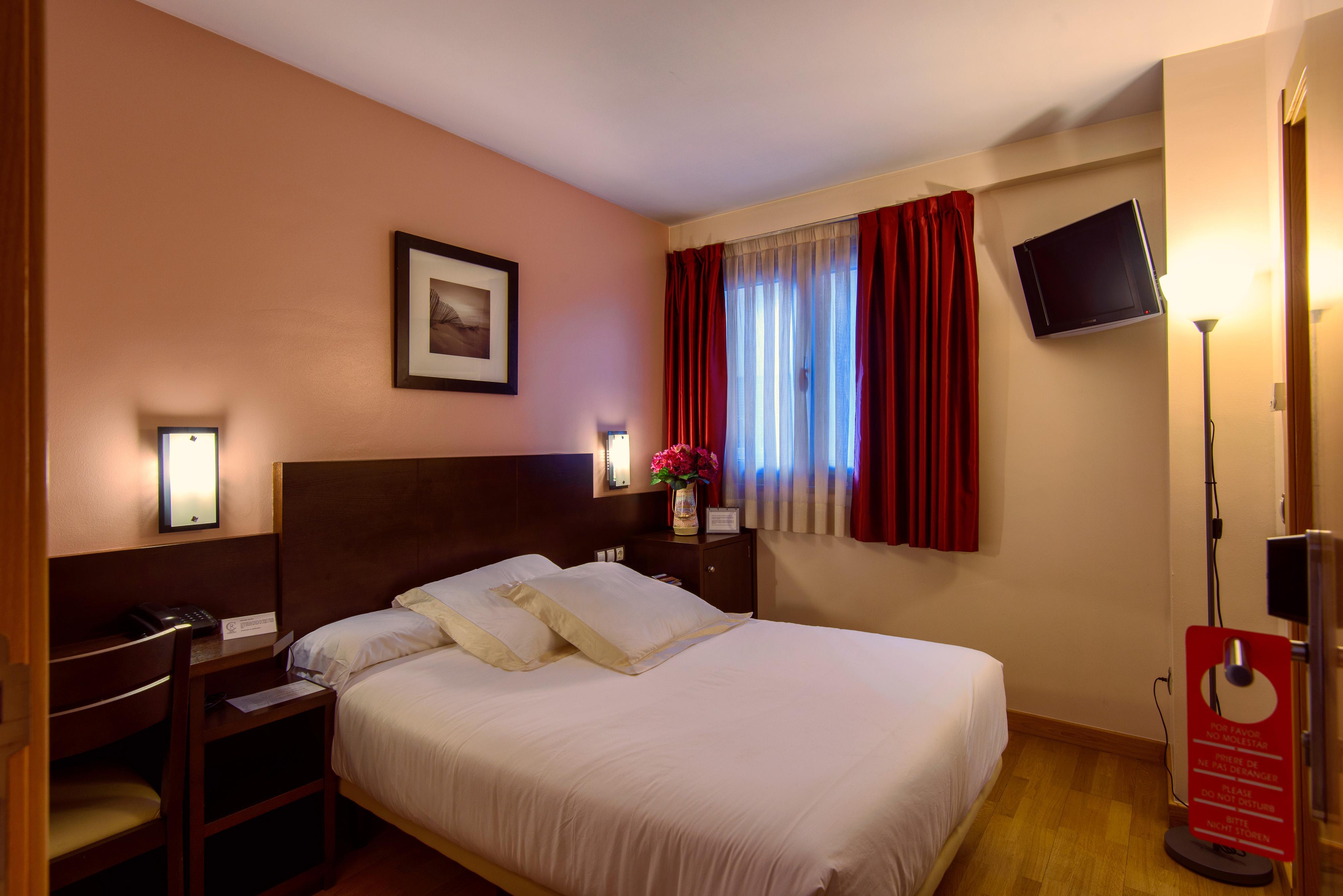 Hotel Castro Real Ов'єдо Екстер'єр фото