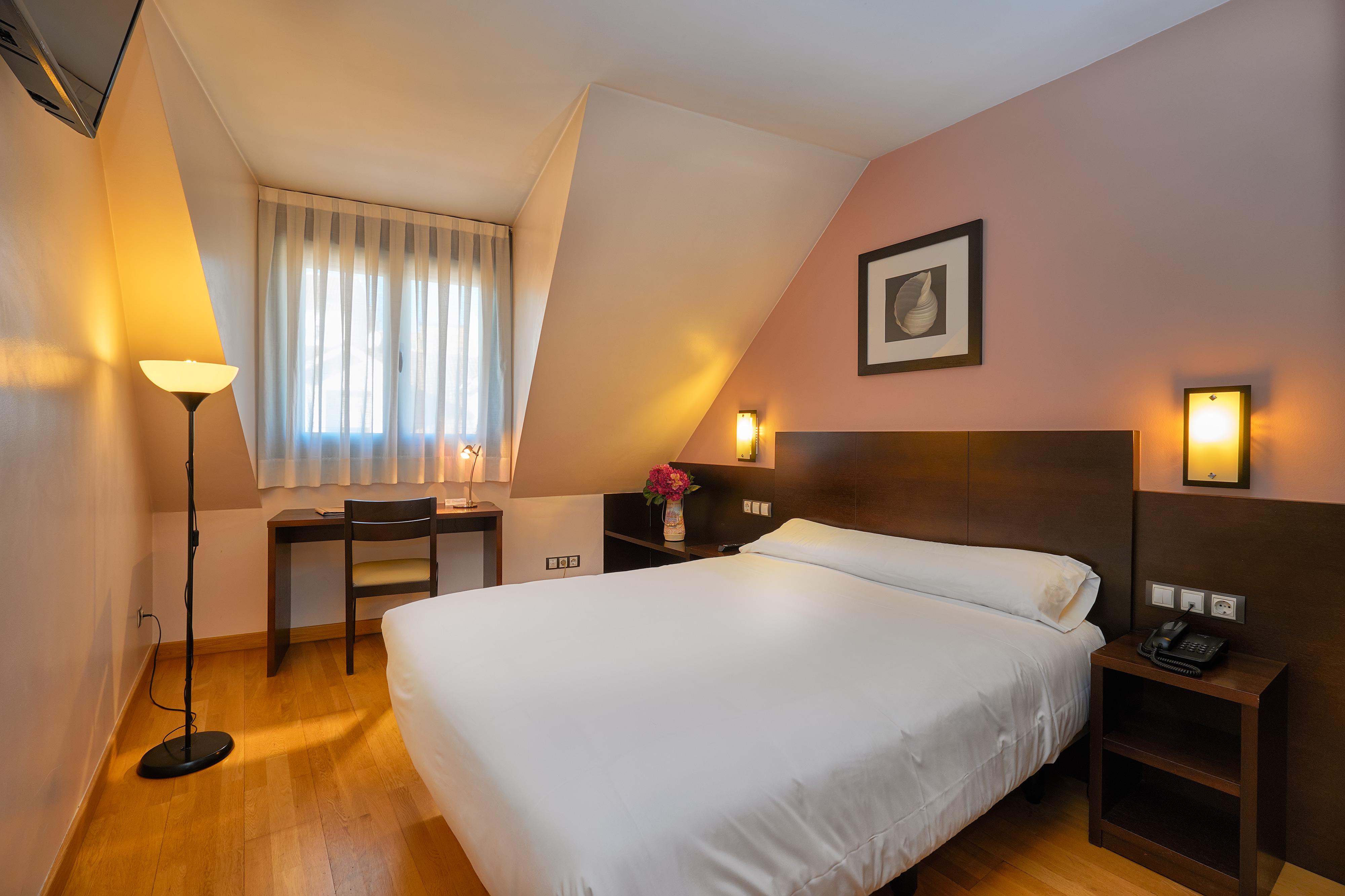 Hotel Castro Real Ов'єдо Екстер'єр фото